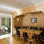 Meuble Sertorelli Reit 3* Bormio