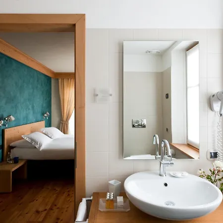 Hotell Meuble Sertorelli Reit 3*