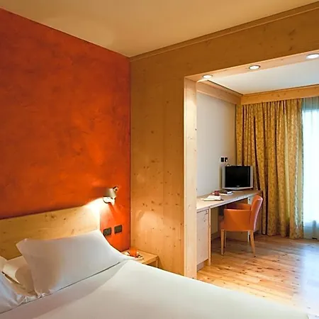 Meuble Sertorelli Reit 3* 보르미오