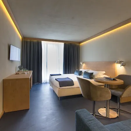 ホテル Meuble Sertorelli Reit 3*
